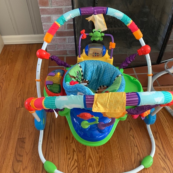 Jumper - Picture 2 of 3